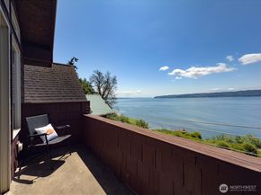 49 M Whidbey Island Drive, Everett WA 98206