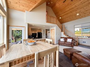 49 M Whidbey Island Drive, Everett WA 98206