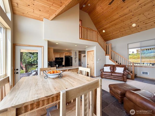 49 M Whidbey Island Drive, Everett WA 98206