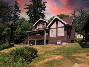 49 M Whidbey Island Drive, Everett WA 98206