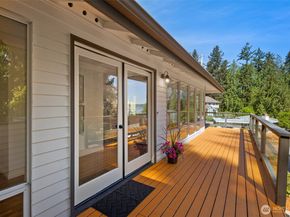 16939 SE 39th Street, Bellevue WA 98008