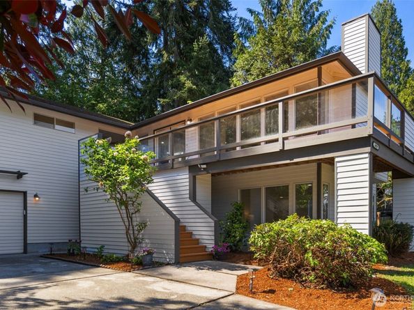 16939 SE 39th Street, Bellevue WA 98008
