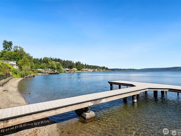 16939 SE 39th Street, Bellevue WA 98008