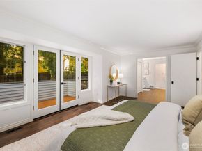 16939 SE 39th Street, Bellevue WA 98008