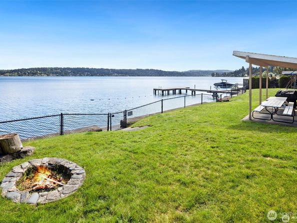 16939 SE 39th Street, Bellevue WA 98008