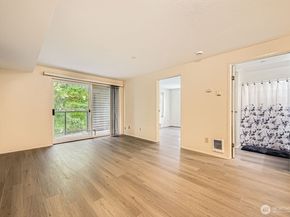 3022 SW Bradford Street 205, Seattle WA 98126