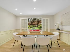 11750 NE 36th Place, Bellevue WA 98005
