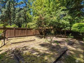 11750 NE 36th Place, Bellevue WA 98005