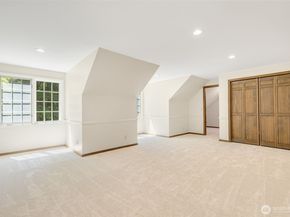 11750 NE 36th Place, Bellevue WA 98005
