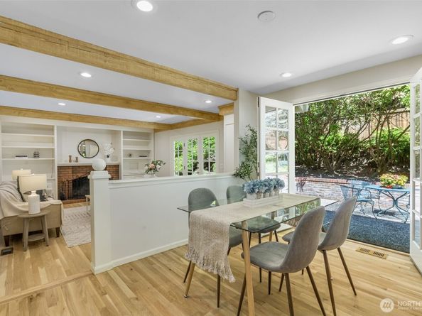 11750 NE 36th Place, Bellevue WA 98005