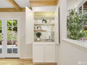 11750 NE 36th Place, Bellevue WA 98005
