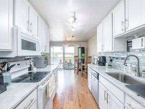 813 S 227th Place 5, Des Moines WA 98198
