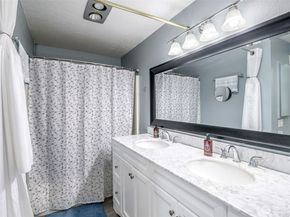 813 S 227th Place 5, Des Moines WA 98198