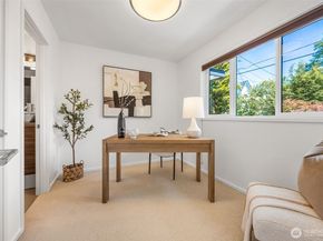203 20th Avenue E, Seattle WA 98112