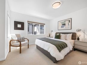 203 20th Avenue E, Seattle WA 98112