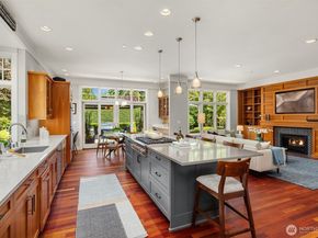 8418 SE 44th Street, Mercer Island WA 98040
