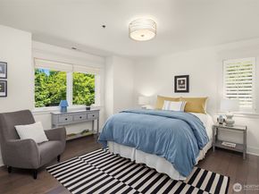 8418 SE 44th Street, Mercer Island WA 98040