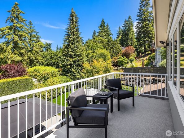 8418 SE 44th Street, Mercer Island WA 98040
