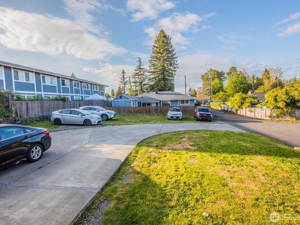 3745 S 150th Street, Tukwila WA 98188