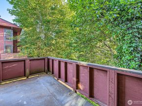 1208 S 216th Street D201, Des Moines WA 98198