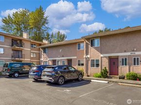 20110 60th Avenue W F26, Lynnwood WA 98036