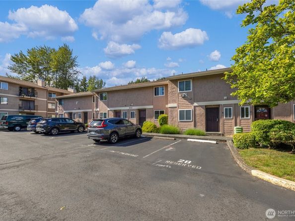 20110 60th Avenue W F26, Lynnwood WA 98036