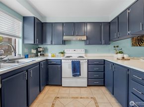 20110 60th Avenue W F26, Lynnwood WA 98036