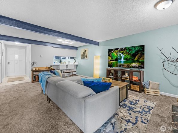 20110 60th Avenue W F26, Lynnwood WA 98036