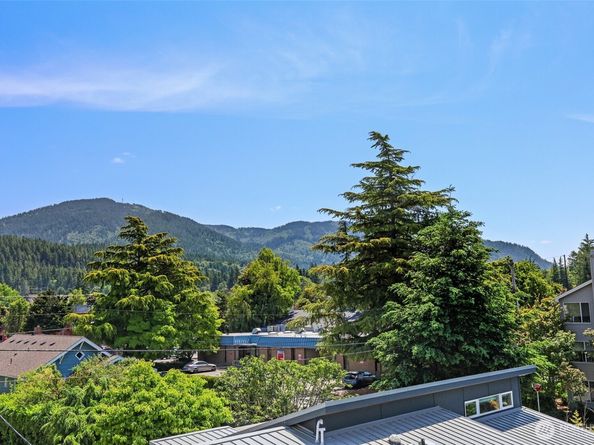 125 1st Avenue NW, Issaquah WA 98027