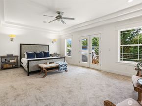 125 1st Avenue NW, Issaquah WA 98027