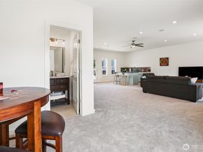 125 1st Avenue NW, Issaquah WA 98027
