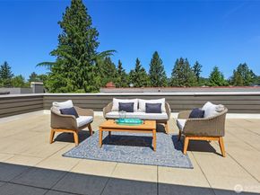 125 1st Avenue NW, Issaquah WA 98027