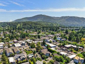 125 1st Avenue NW, Issaquah WA 98027