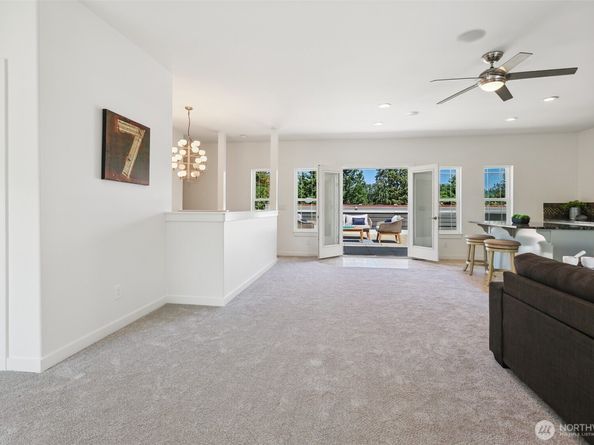125 1st Avenue NW, Issaquah WA 98027