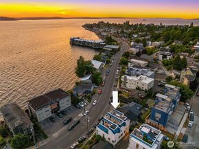 3852 Beach Drive SW A, Seattle WA 98116
