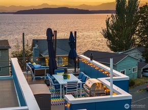 3852 Beach Drive SW A, Seattle WA 98116