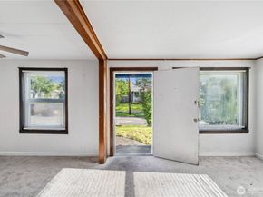 4222 S spencer Street, Seattle WA 98118