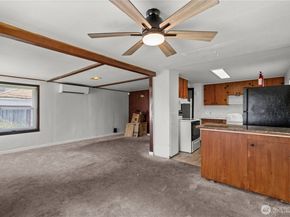 4222 S spencer Street, Seattle WA 98118