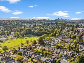 4222 S spencer Street, Seattle WA 98118