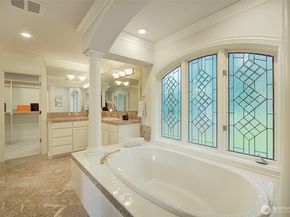 13799 NE 32 Place NE, Bellevue WA 98005