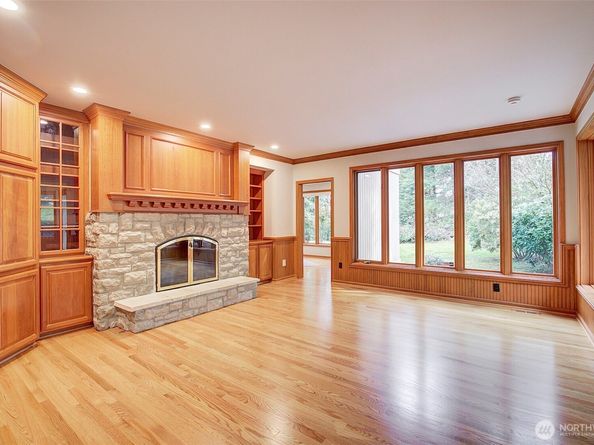 13799 NE 32 Place NE, Bellevue WA 98005