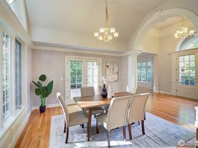 13799 NE 32 Place NE, Bellevue WA 98005