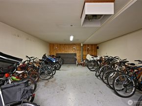 7021 Sand Point Wy B319, Seattle WA 98115