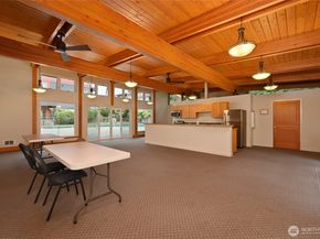 7021 Sand Point Wy B319, Seattle WA 98115