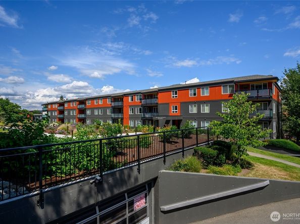 7021 Sand Point Wy B319, Seattle WA 98115