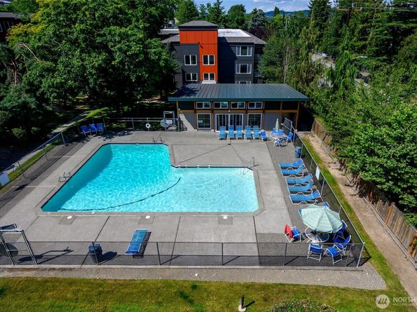 7021 Sand Point Wy B319, Seattle WA 98115