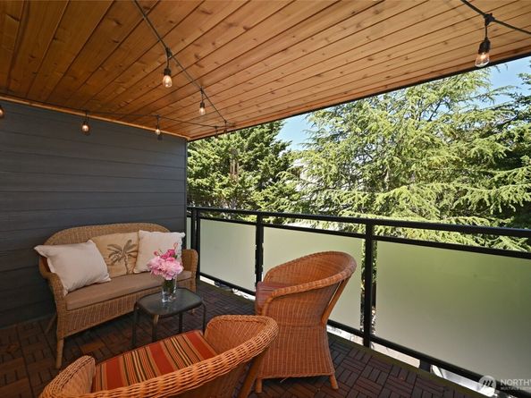 7021 Sand Point Wy B319, Seattle WA 98115