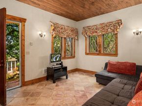 3802 E John Street, Seattle WA 98112
