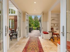 3802 E John Street, Seattle WA 98112