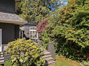 3802 E John Street, Seattle WA 98112